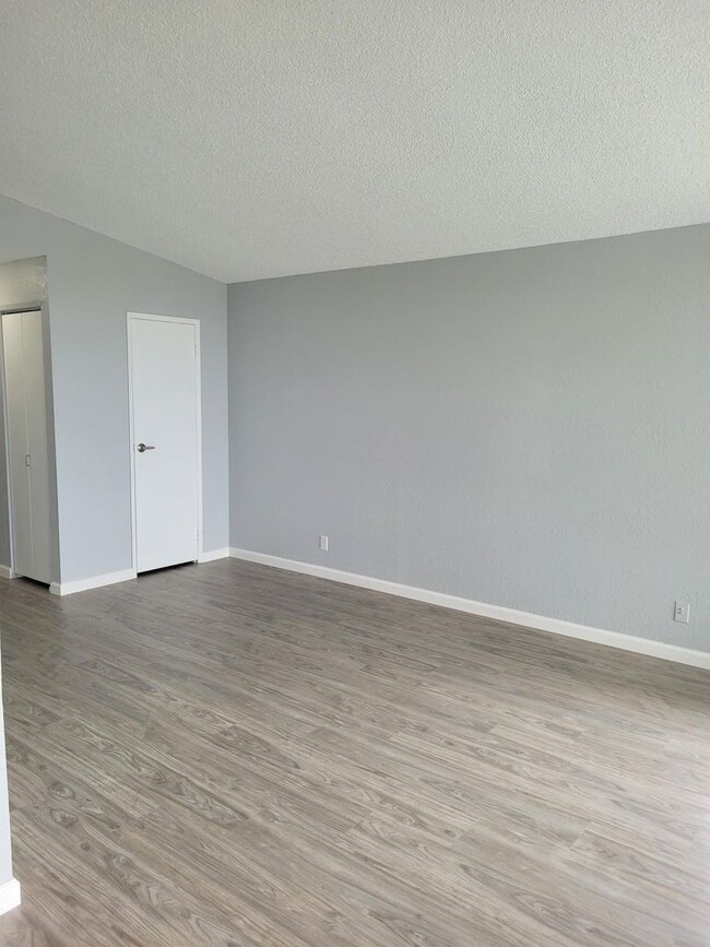 Building Photo - Move In Ready May 7th - Peaceful 3 Bedroom...
