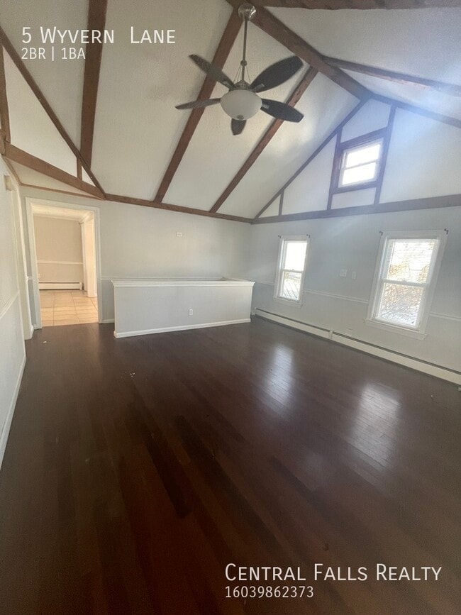 Building Photo - 5 Wyvern Ln