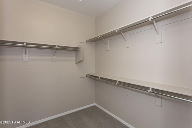 Building Photo - 1352 Warbler Wy