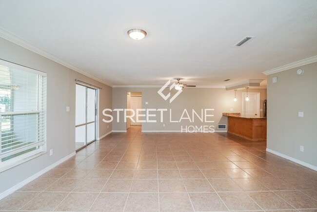 Building Photo - NOW OFFERING FIRST 2 FULL MONTH FREE OR A ...