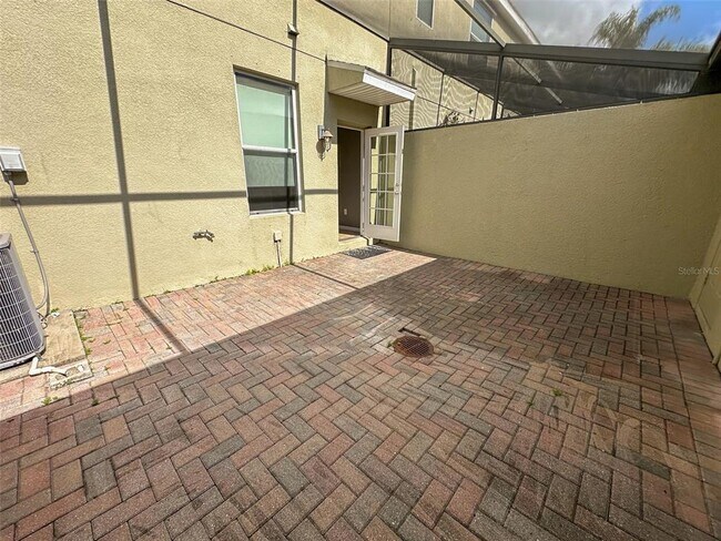 Building Photo - 14157 Stowbridge Ave