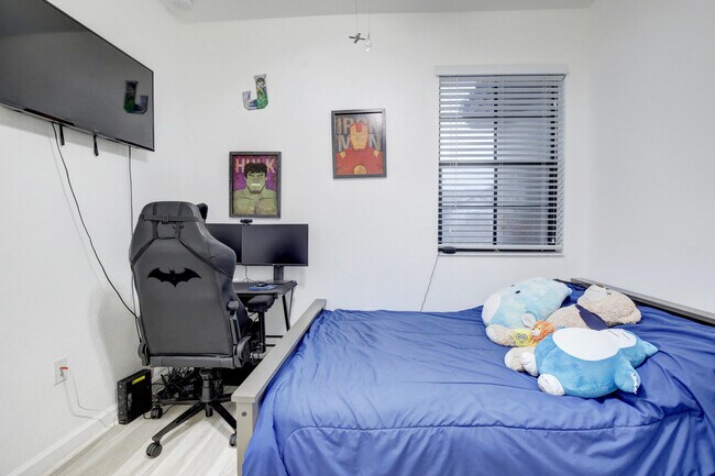 Building Photo - 15086 SW 115th St