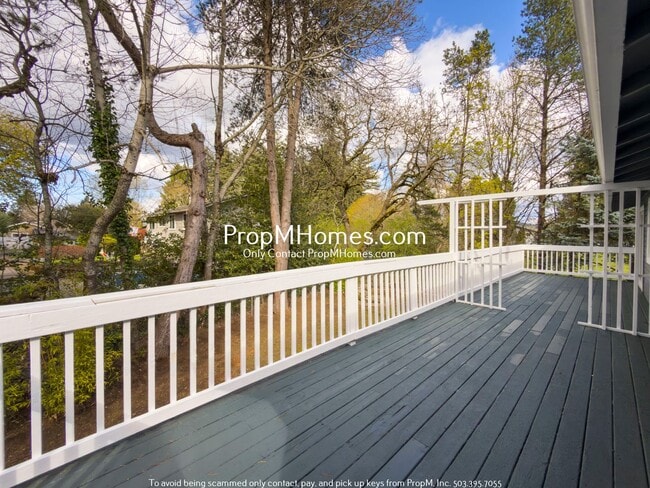 Building Photo - Secluded Nature Retreat: 4 Bedrooms!