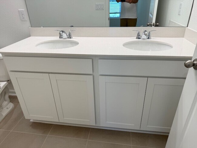 Building Photo - New Construction Rental, Conveniently Located near Cathedral Oak & First Coast Expressway