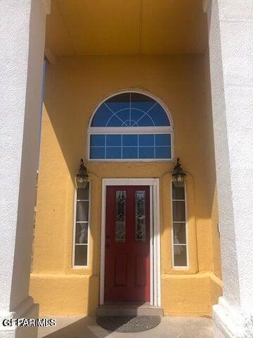 Building Photo - 13700 Paseo Rico Cir
