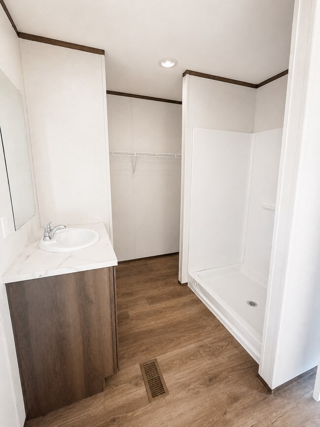 Building Photo - Three bedroom, two bath newer mobile home in Ruffin