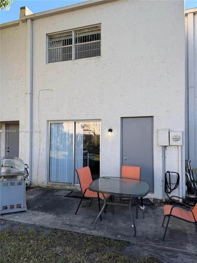 Building Photo - 3737 NW 20th St