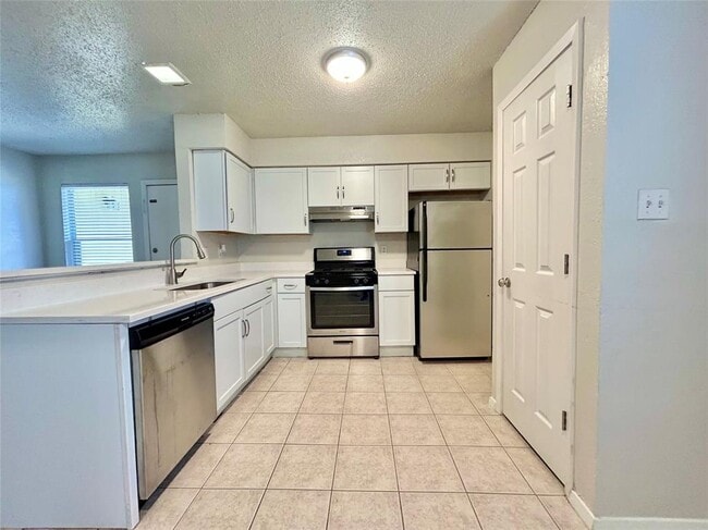 Building Photo - 2300 Cedrick Cove