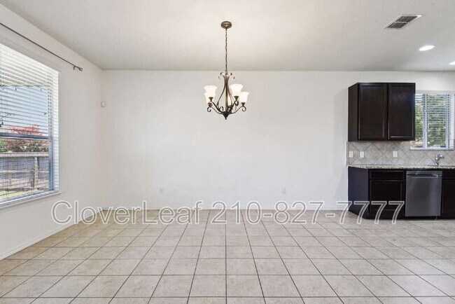 Building Photo - 3628 Lazy Diamond