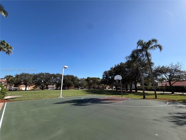 Building Photo - 364 SW 188th Ave