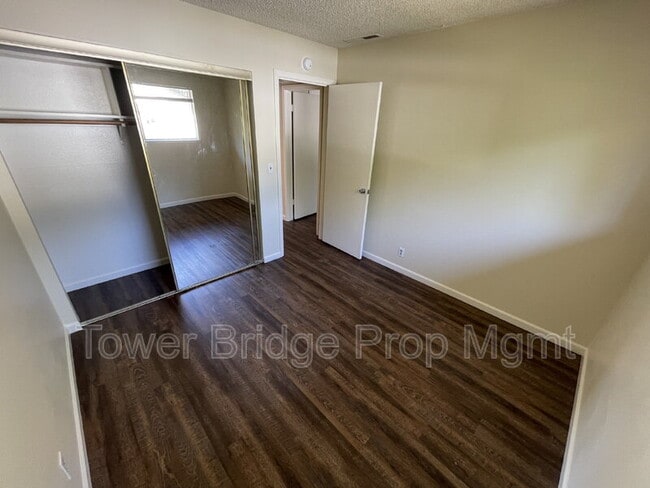 Building Photo - 6416 Miles Ln