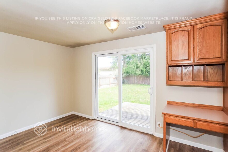 Building Photo - 17026 124th Ave SE