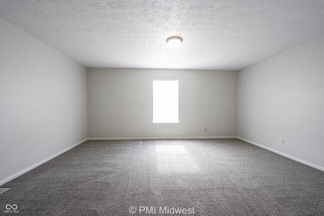 Building Photo - 1092 Cobra Dr