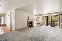 Building Photo - 1303 Mountainview Dr