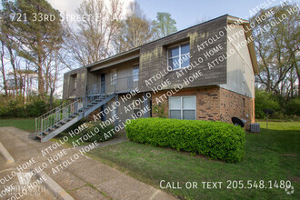 Building Photo - Affordable 2-Bed/1.5 Bath Apartment with P...