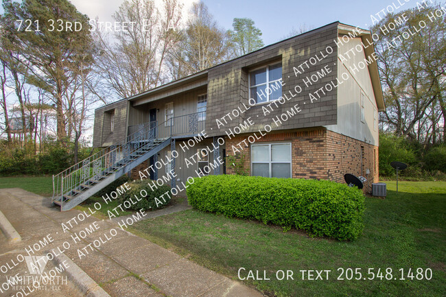 Primary Photo - Affordable 2-Bed/1.5 Bath Apartment with P...