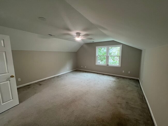 Building Photo - 206 Penchant Ct