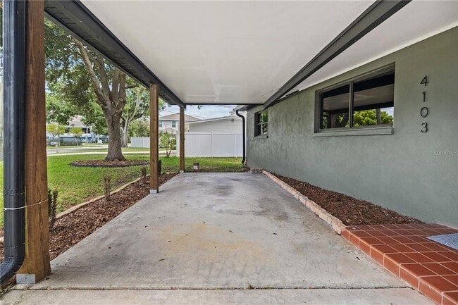 Building Photo - 4103 N Gomez Ave