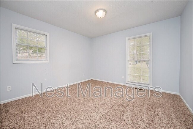 Building Photo - 7059 Darnell St