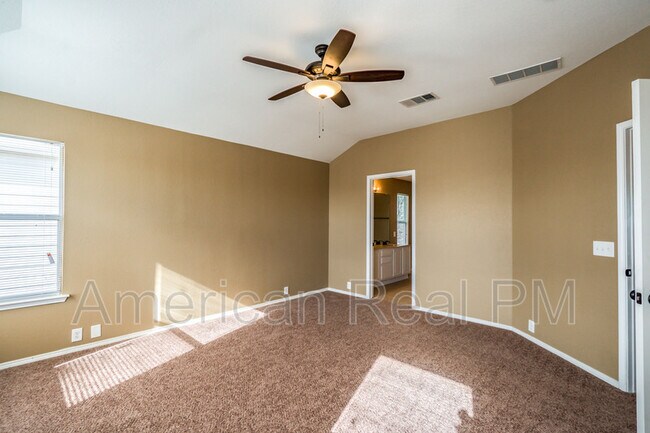 Building Photo - 2501 Tar Heel Dr