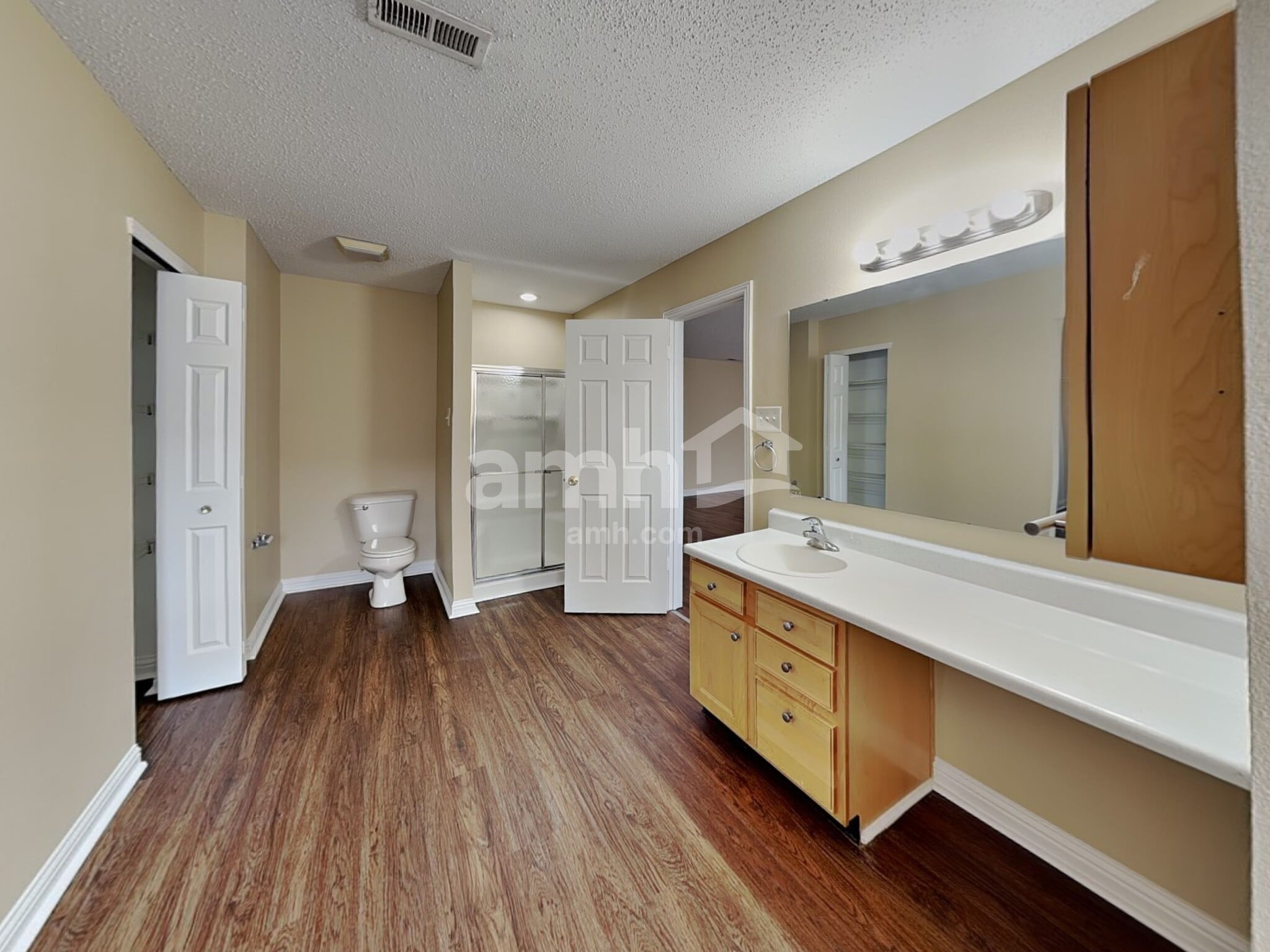 Building Photo - 12587 Majestic Way