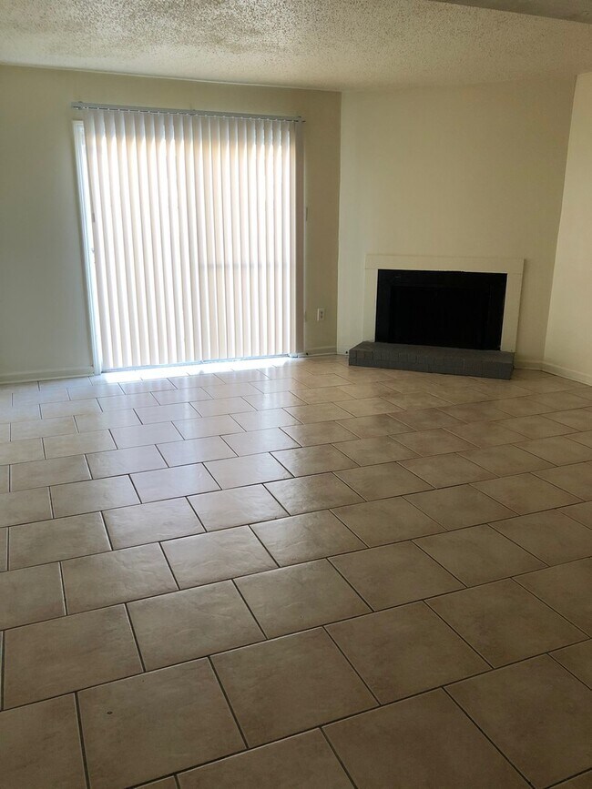 Building Photo - 1657 Starboard Dr