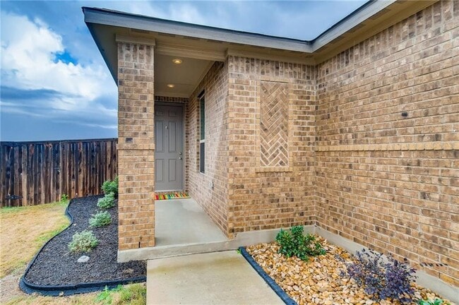 Building Photo - 14225 Fallsprings Way