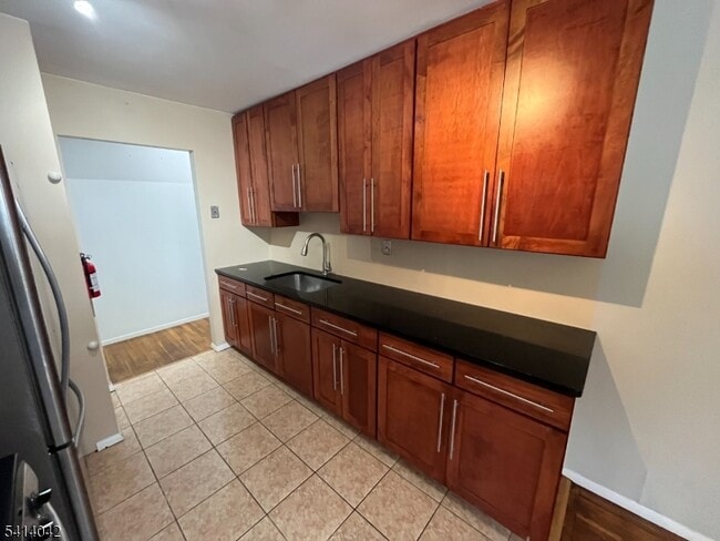 Building Photo - 401 Highway22B40U6