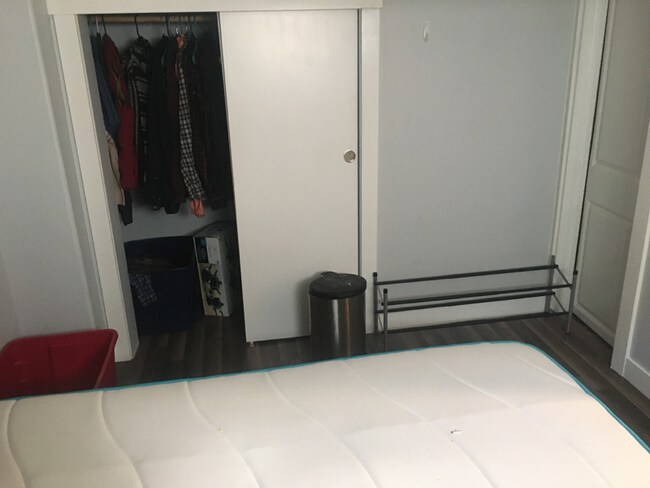 Building Photo - 1078 E 2700 S