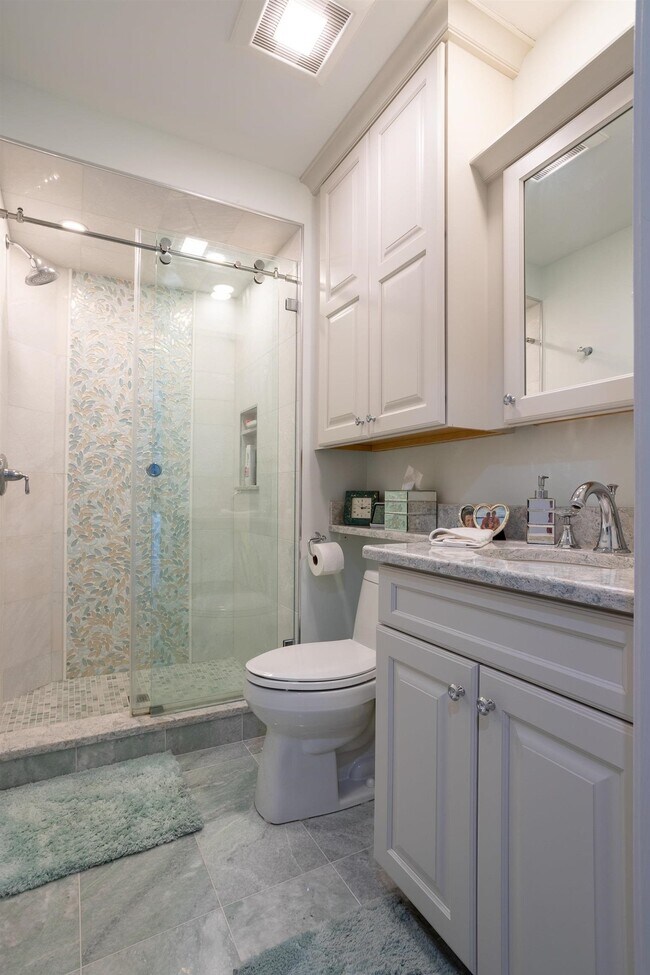 Building Photo - 1044 Ocean Blvd