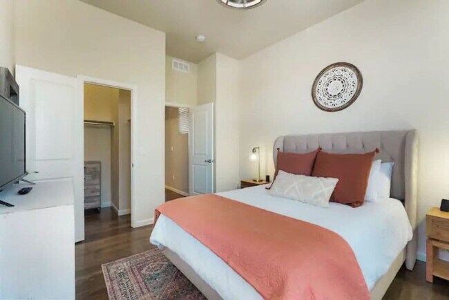 Building Photo - 9412 Joyce Way