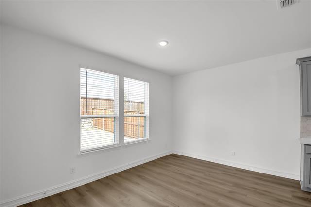 Building Photo - 3900 Lynx Ct