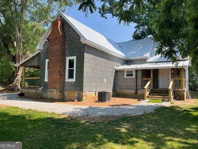 Building Photo - 1441 Wire Bridge Rd
