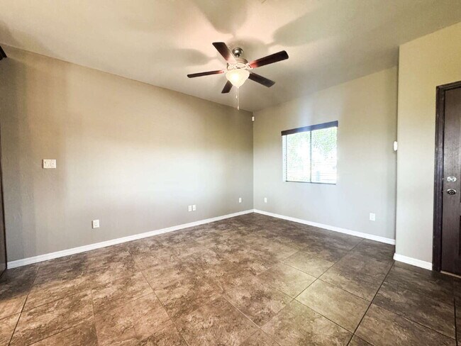 Building Photo - Spacious 4-Bed, 3-Bath Gem with 1804 Sq. F...