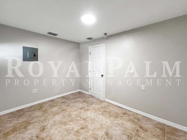 Building Photo - Coastal Comfort Meets Everyday Living – 1BR Home in Bokeelia – 1 Month Free on Unit 3!