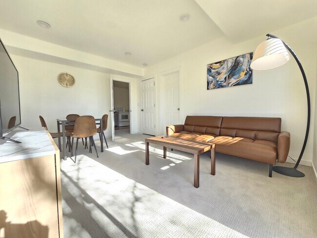 Building Photo - 4264 S Halifax Way