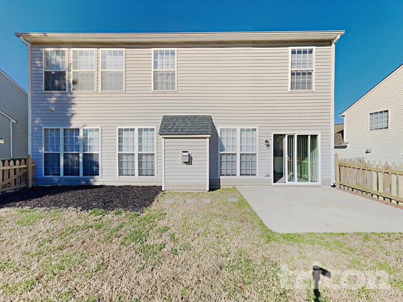 Building Photo - 3850 Windstream Way
