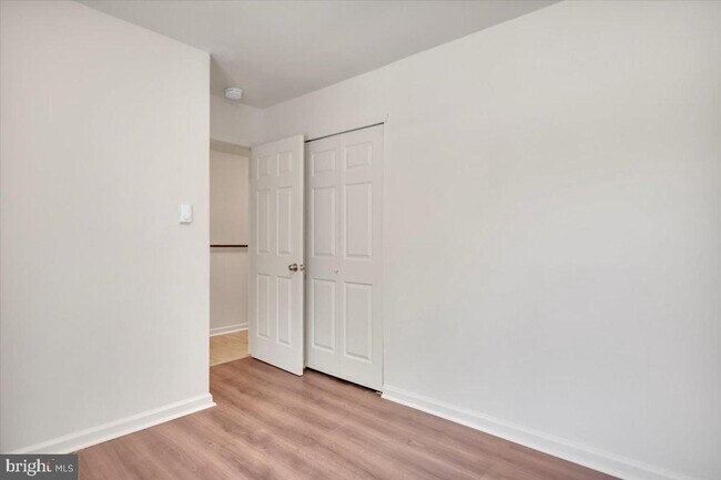 Building Photo - 11 Thistleton Rd