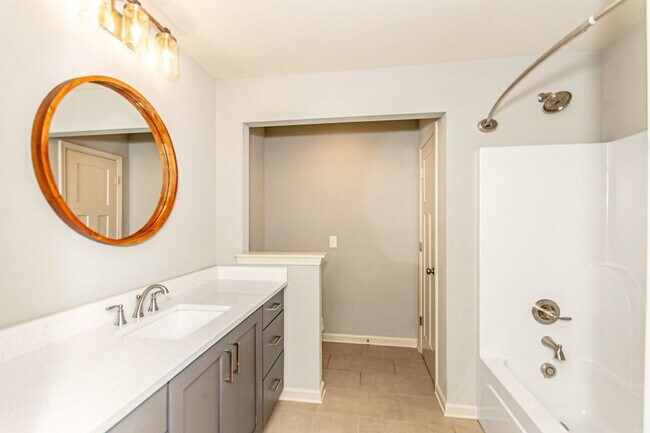 Building Photo - 9872 Bluestone Circle