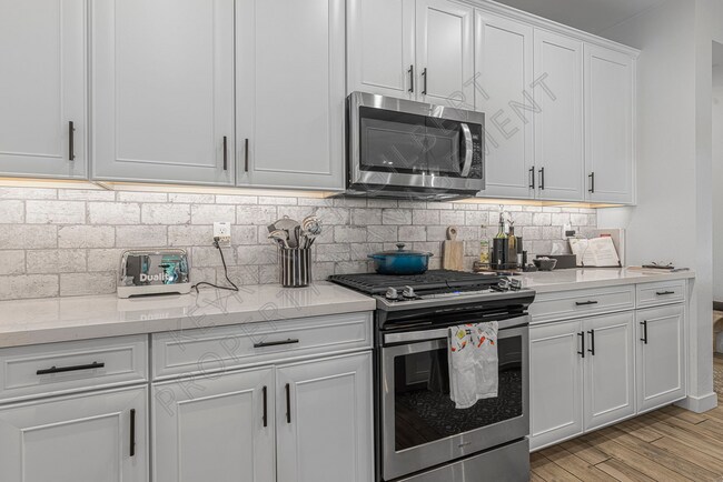 Building Photo - (Coming Soon) Modern 3-Bed/2.5-Bath Home i...