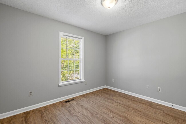 Building Photo - 1811 Cody Ave