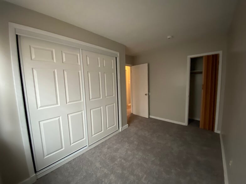 Building Photo - 1537 Duffield Dr