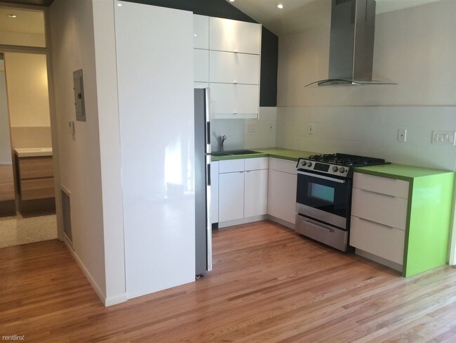 Building Photo - 1 br, 1 bath  - 2134 Griffith Park Blvd
