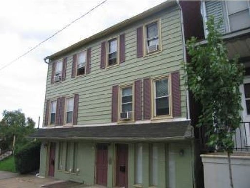 Building Photo - 1048 Northampton St