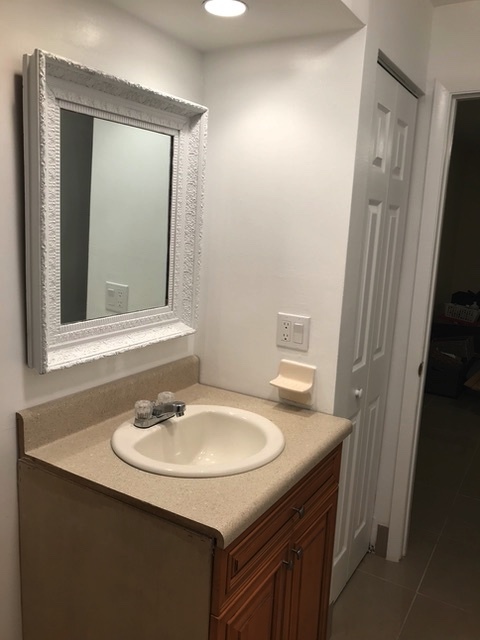 new bathroom - 490 NW 20th St