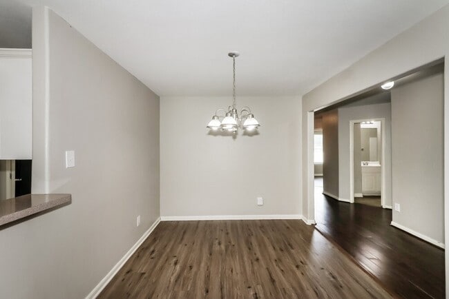 Building Photo - 6919 Garnet Trail Ln