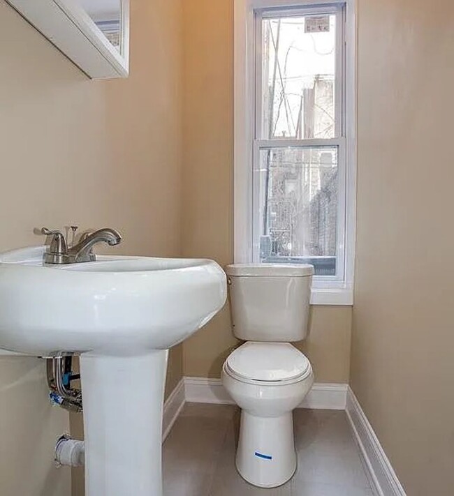 Building Photo - Updated 3 Bedroom Rental in Brewerytown wi...