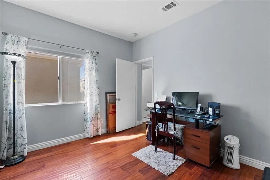 Building Photo - 27905 Crown Court Cir