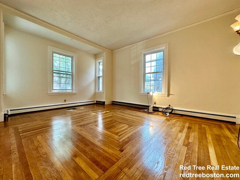 Building Photo - 47 North Beacon St