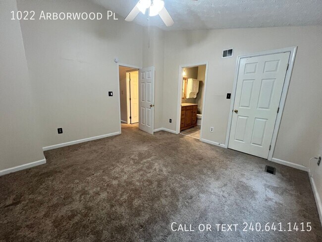 Building Photo - 1022 Arborwood Pl